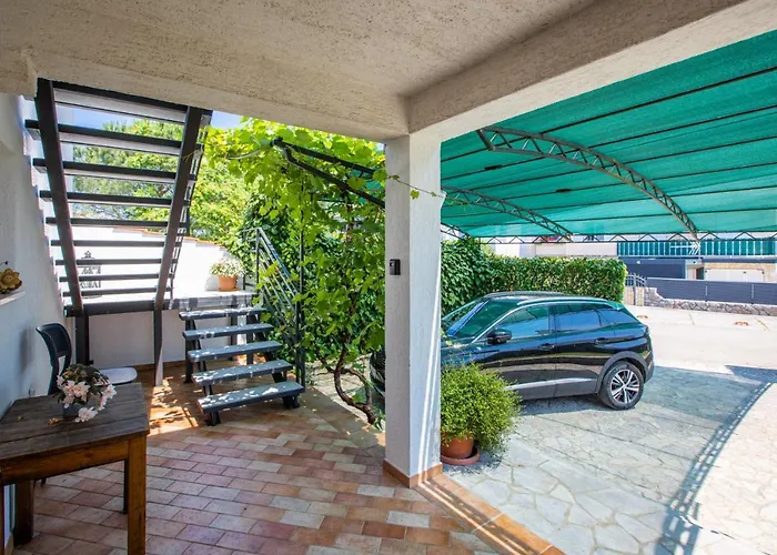 Aria Sea View Apartment Malinska
